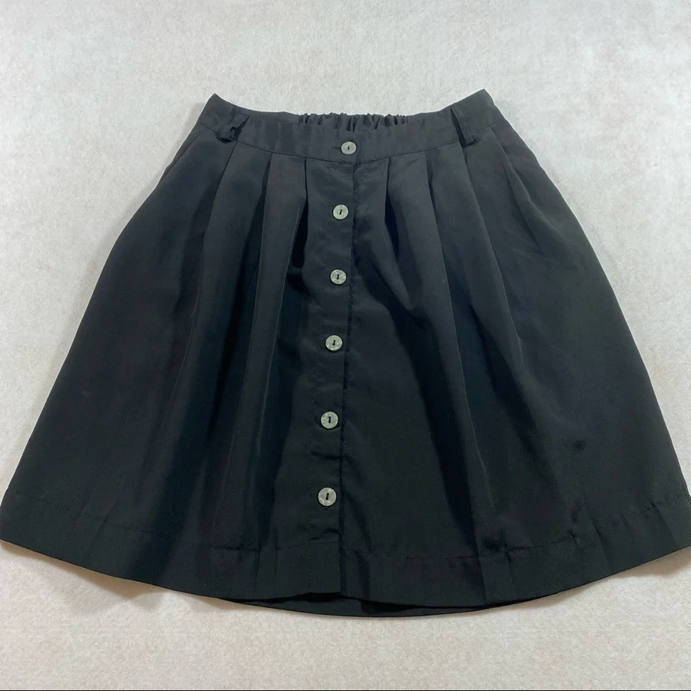 Xhilaration skirt womens black button up flowy ruffled elastic back mini…